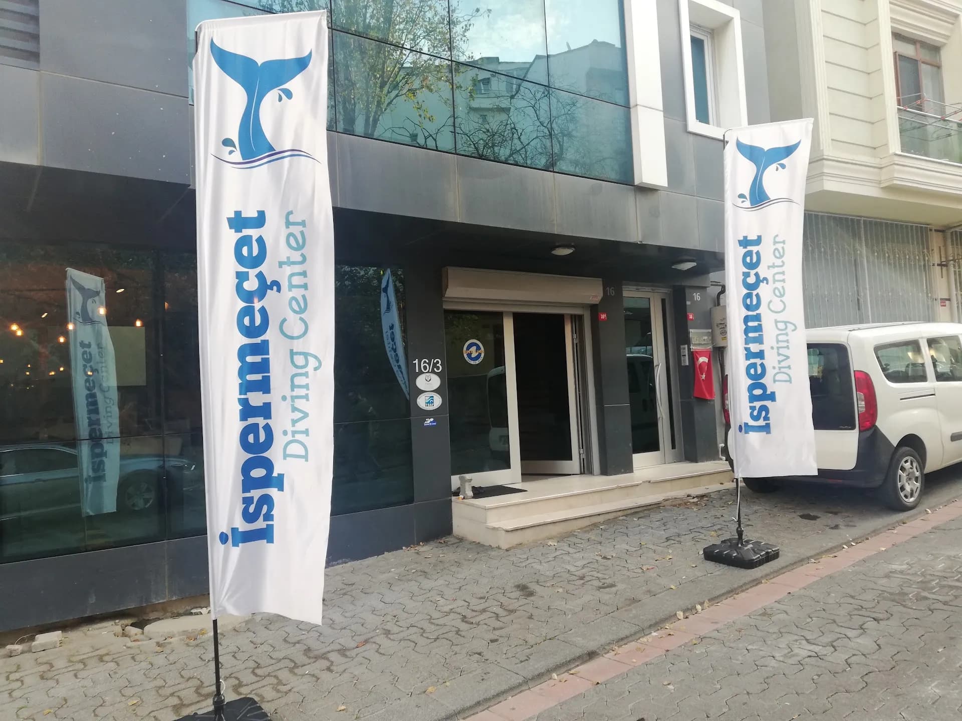 İspermeçet Diving Center 2