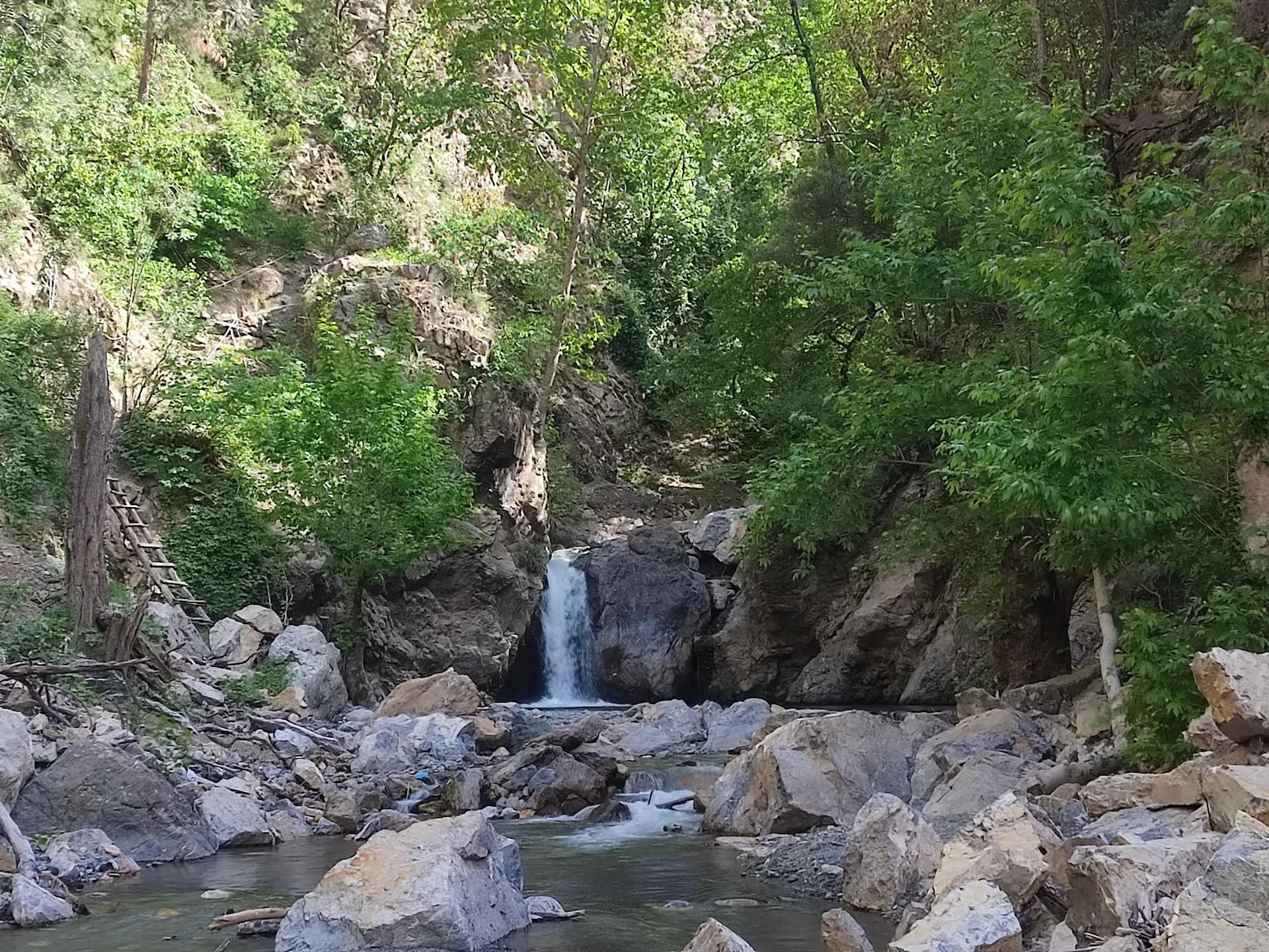 Karaçay Şelalesi 3