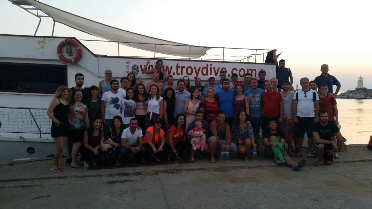 TROY DIVE BOAT 3