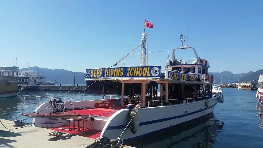 Deep Diving School NASDS PREMIUM TRAINING CENTER 2