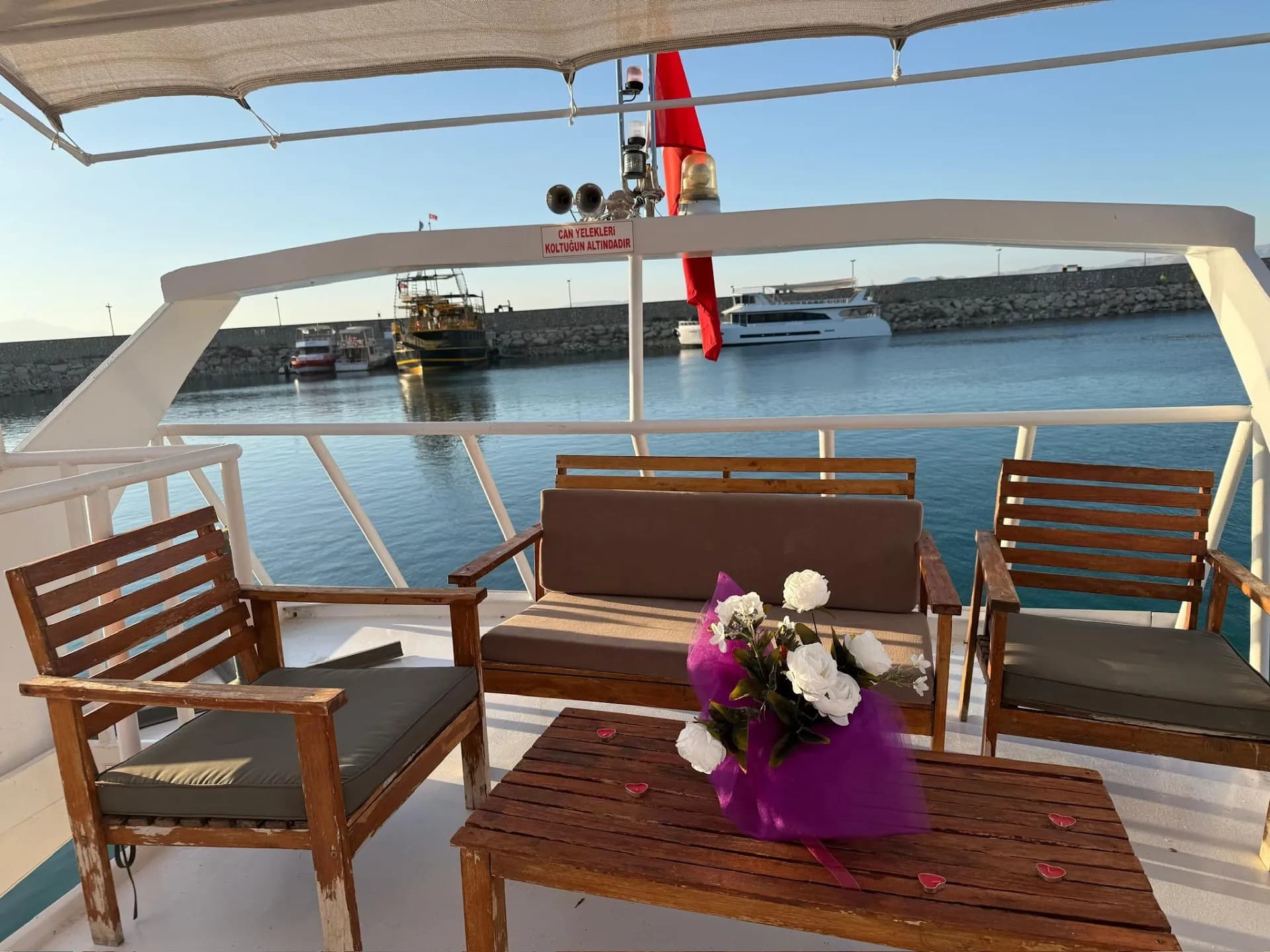 Van Gölü Tekne Turları Elmas turizm 2