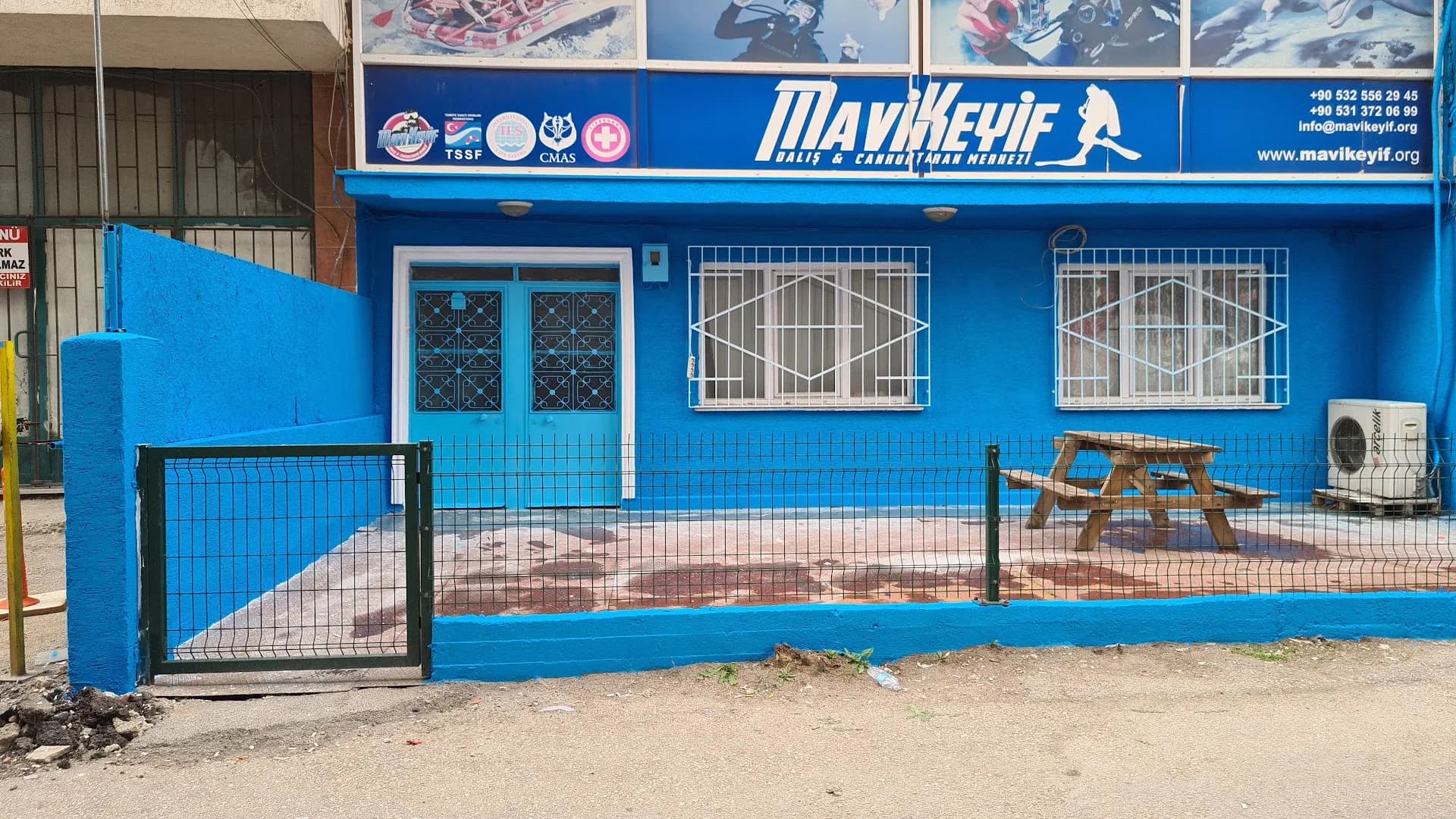 Mavi Keyif Dalış ve Cankurtaran Merkezi