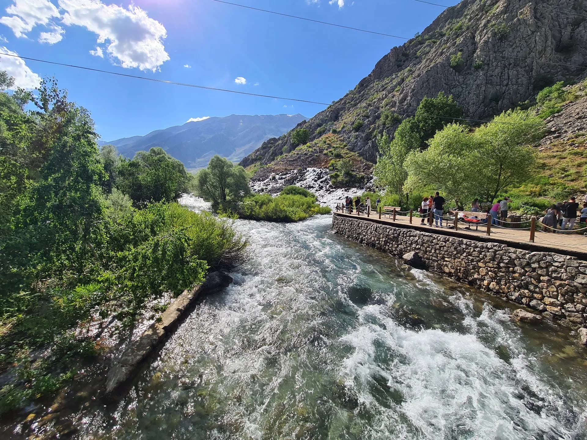 Munzur Gözeleri