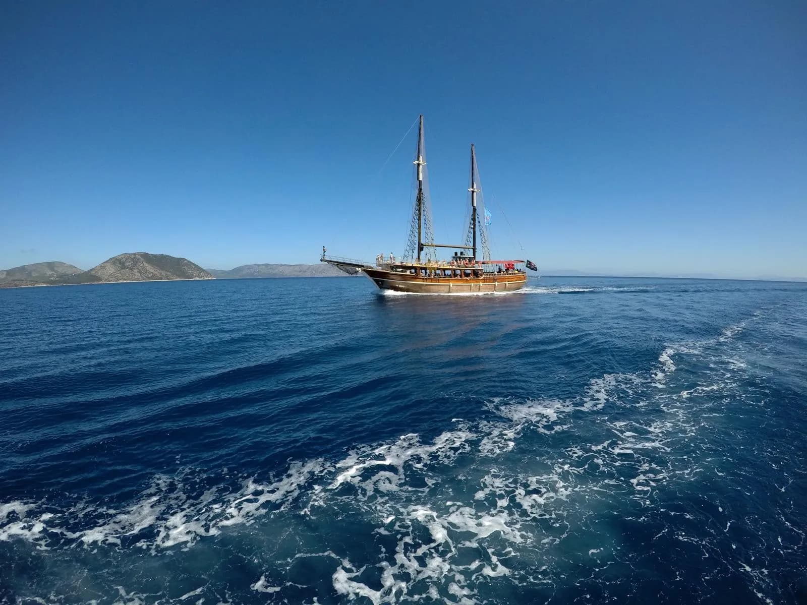 Kuşadası Tekne Turu - Çoban Yıldızı Tekneleri 3