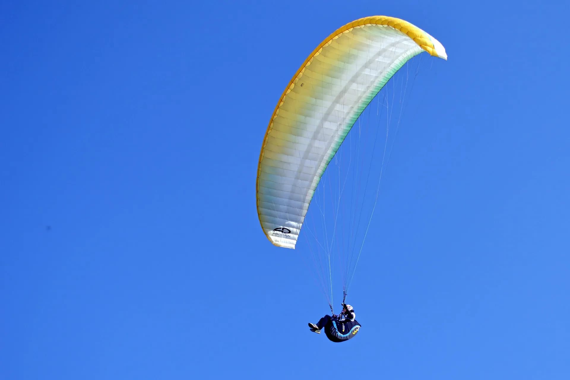 Sky Lights Paragliding School