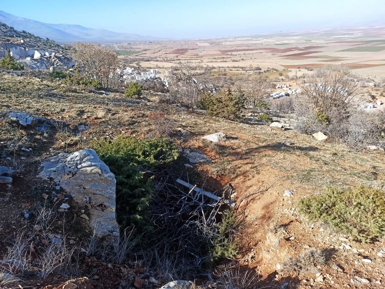 Yollarbaşı Damlataş Mağarası