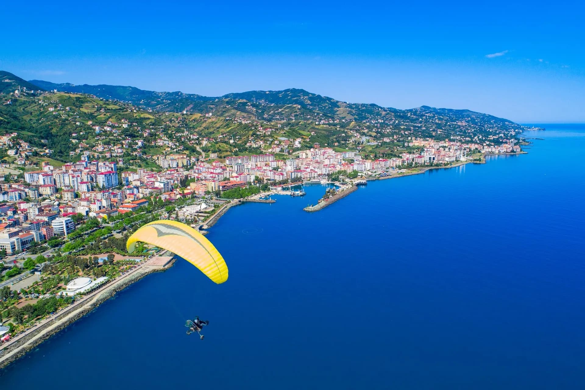 Trabzon yamaçparaşütü /trabzon paragliding البراشوت المظلي