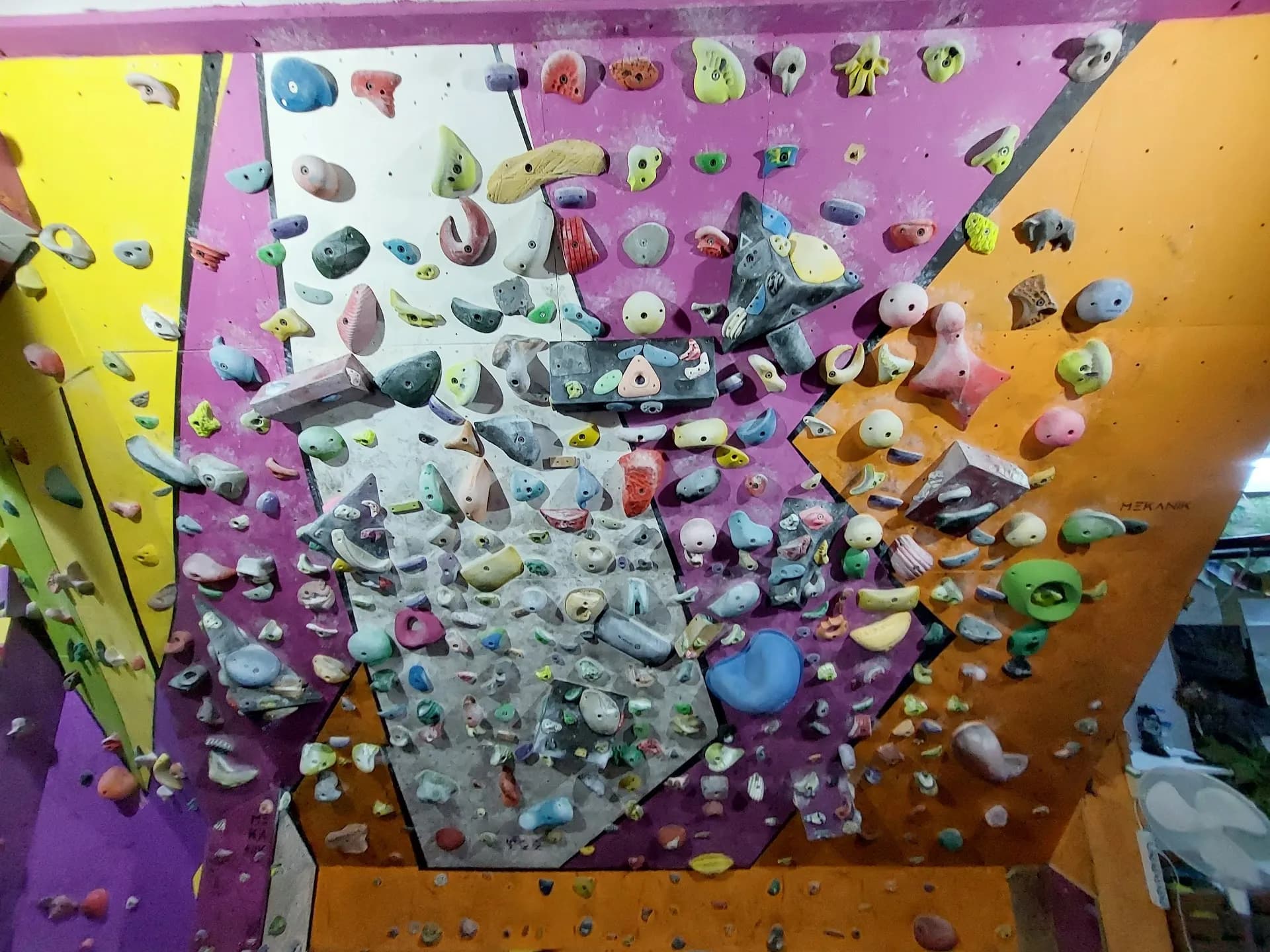Mekanik Climbing