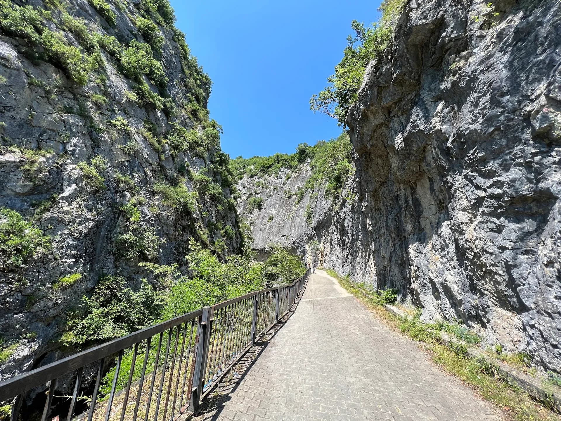 Ulukaya Şelalesi 2