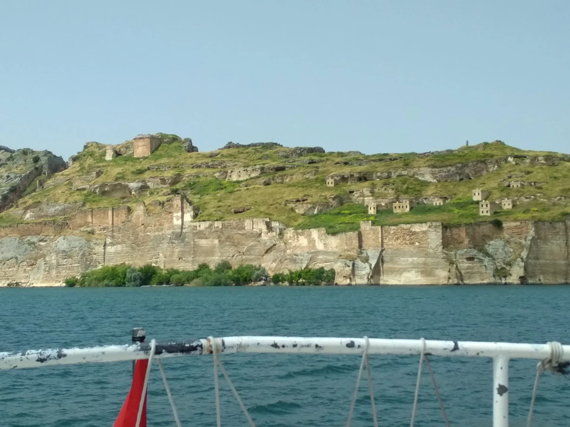Halfeti Siyah Gül Tekne Turları 3