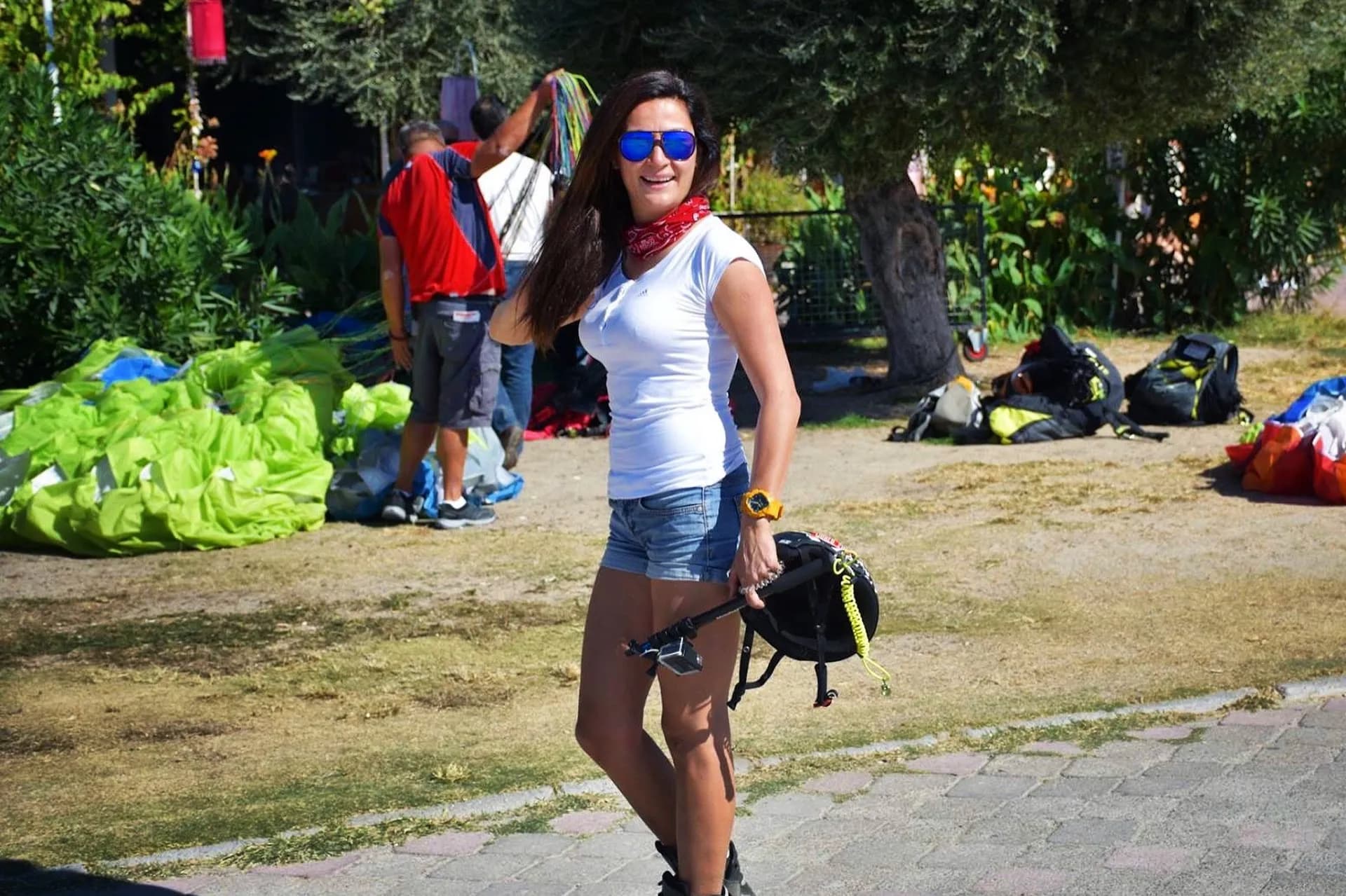Bayan Yamaç Paraşütü Tandem Pilot İlknur GÜNGELEN
